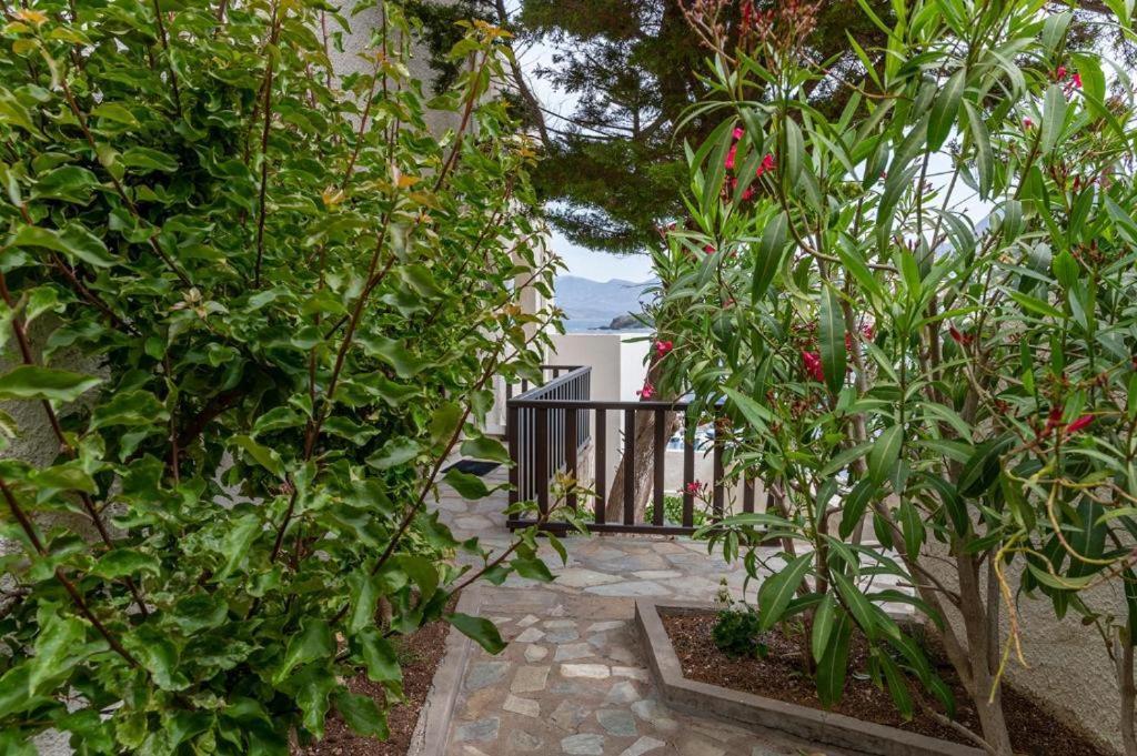 Pelagos Seafront Accommodation - George Μυρτιές Εξωτερικό φωτογραφία